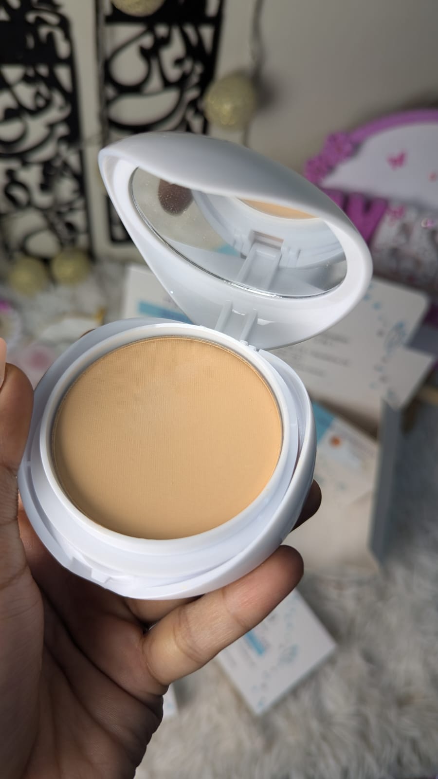 Pixy UV Whitening - Face Powder