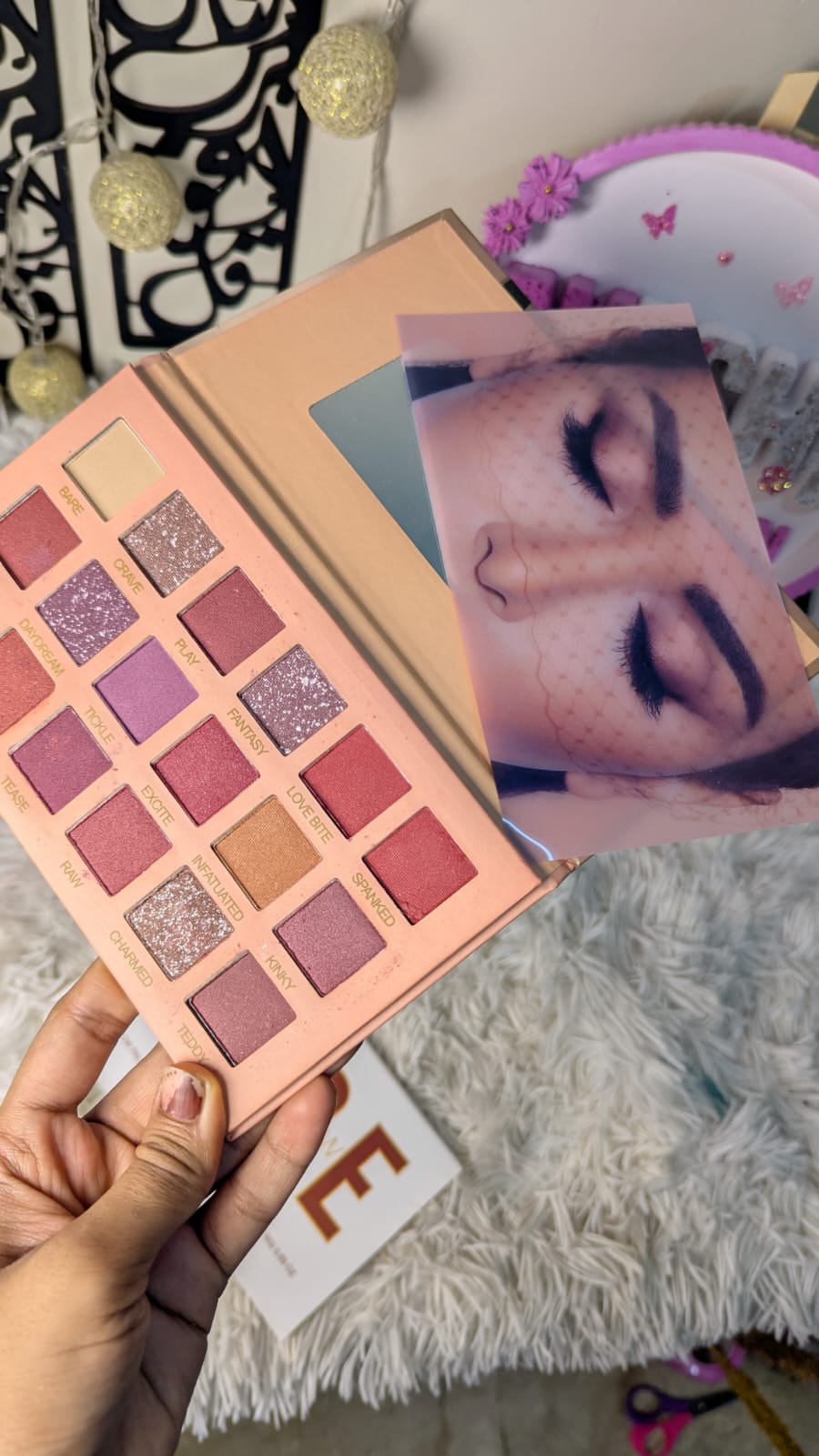 Nude Eyeshadow Palette - 18 shades